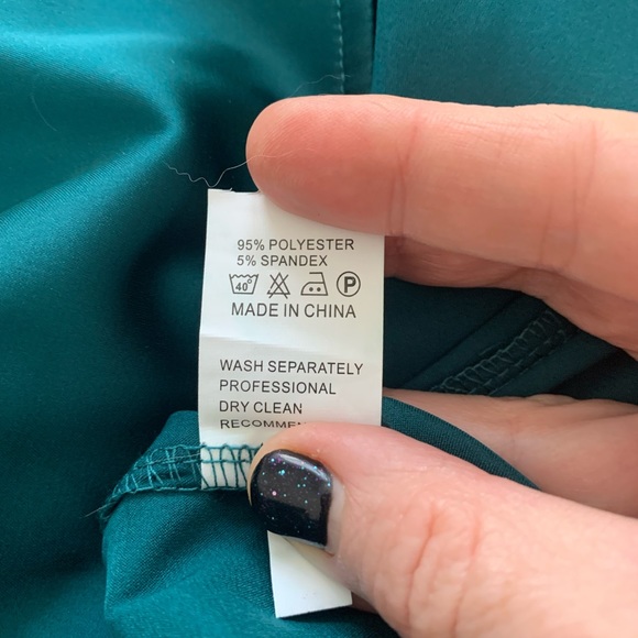 Sleeveless spaghetti strap satin dress green - Picture 6 of 7